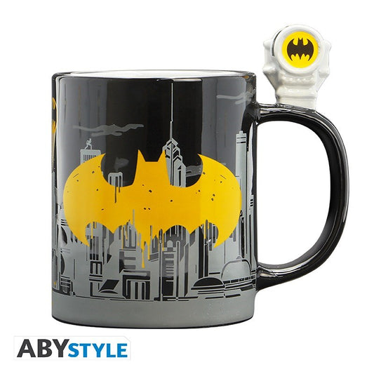 DC COMICS - Tazza 460 ml con manico 3D: "Bat-Signal & Batman"