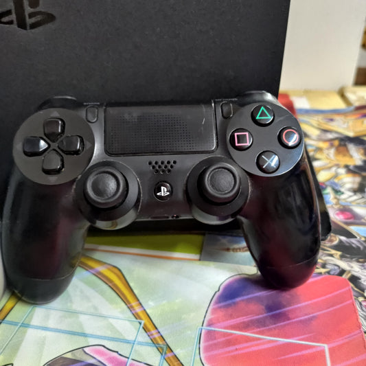Ps4 1tb + secondo pad Usata garantita Console