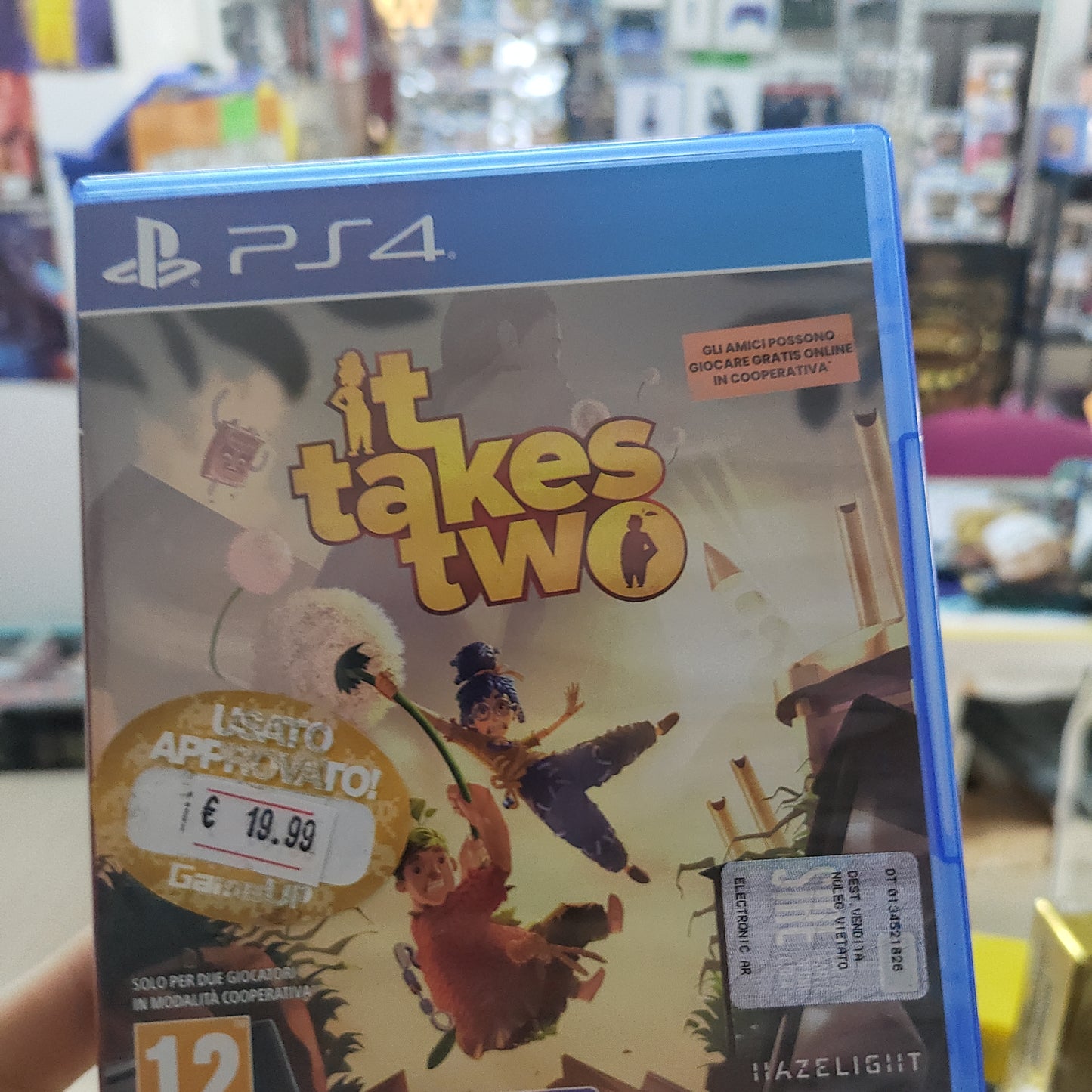 It takes 2 Ps4