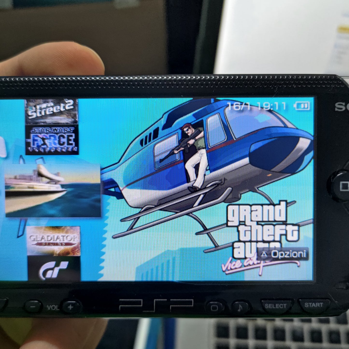 Psp + vari giochi Console
